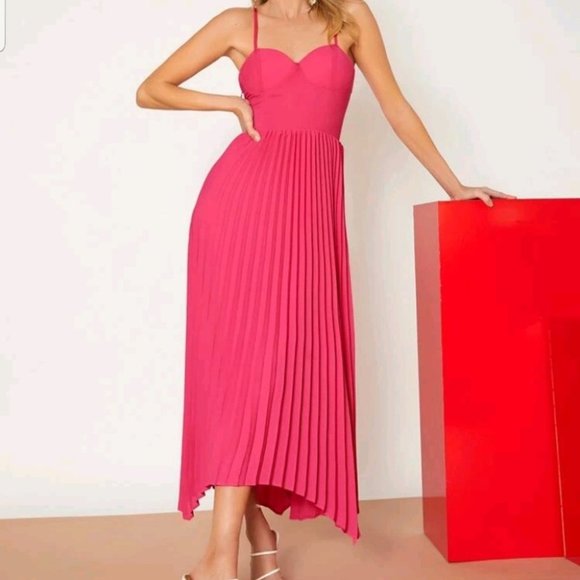 Pink Pleated cami Dress - Picture 2 of 5